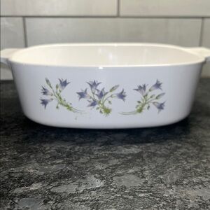 2ltr Blue Dusk Corningware Casserole White  Baking Dish. Exc condition